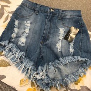 Fashion Nova High Waist shorts  Small